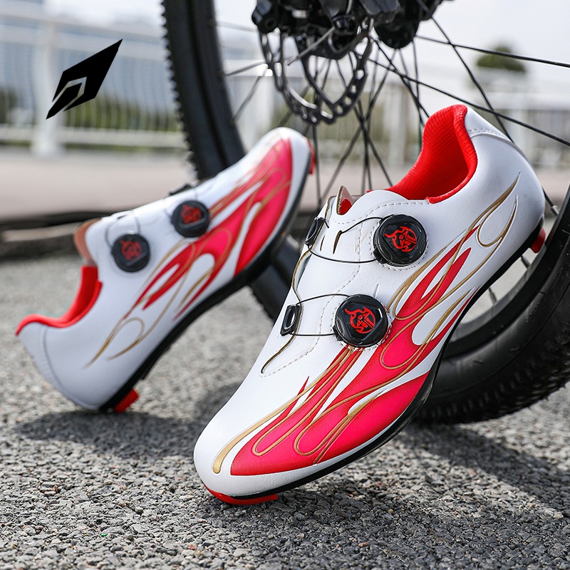 รองเท้าปั่นจักรยานแบบไม่มีคลิป - Clipless Mtb Shoes บทวิจารณ์และราคา