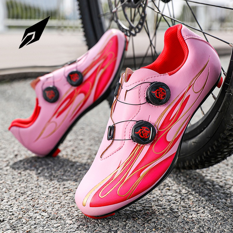 รองเท้าปั่นจักรยานแบบไม่มีคลิป - Clipless Mtb Shoes บทวิจารณ์และราคา