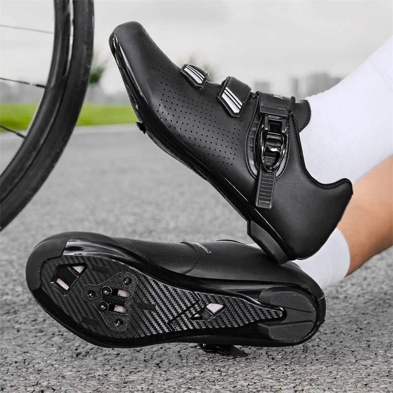 รองเท้าปั่นจักรยานสำหรับผู้ชาย - Clipless Mtb Shoes บทวิจารณ์และราคา